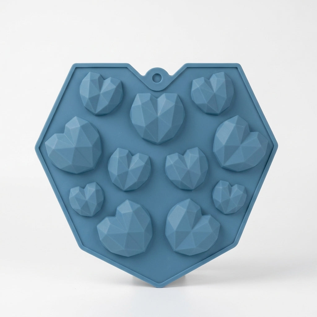 Pinata Heart Mould – Product View | Melt & Mold